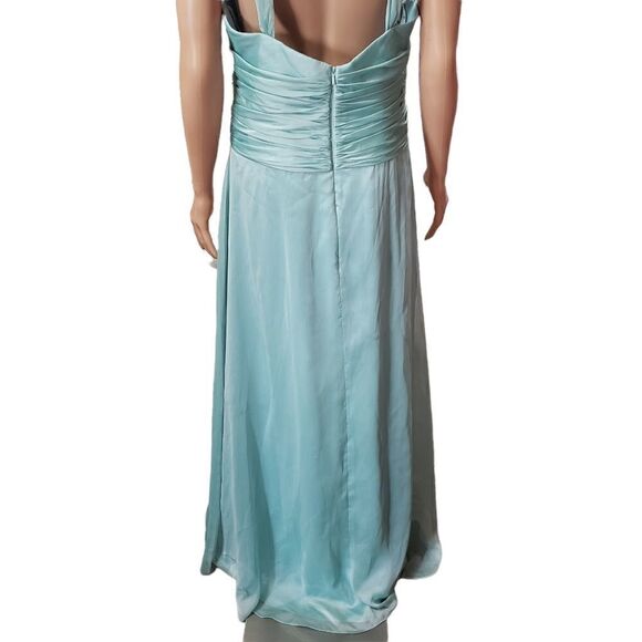 Belsoie Twisted Halter Tiffany Chiffon Gown Size 12 - Picture 8 of 16